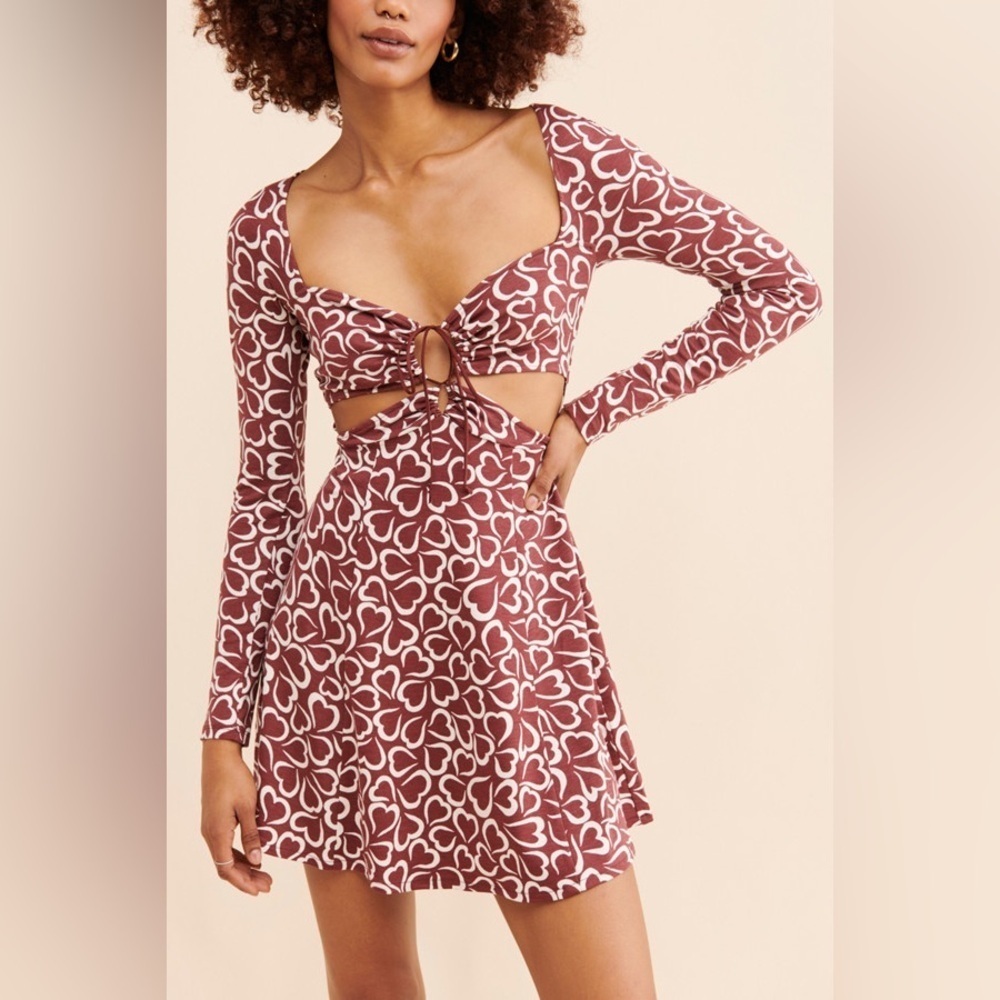 NWT Urban Outfitters Burgundy Heart Print Long Sleeve Dress Size Large